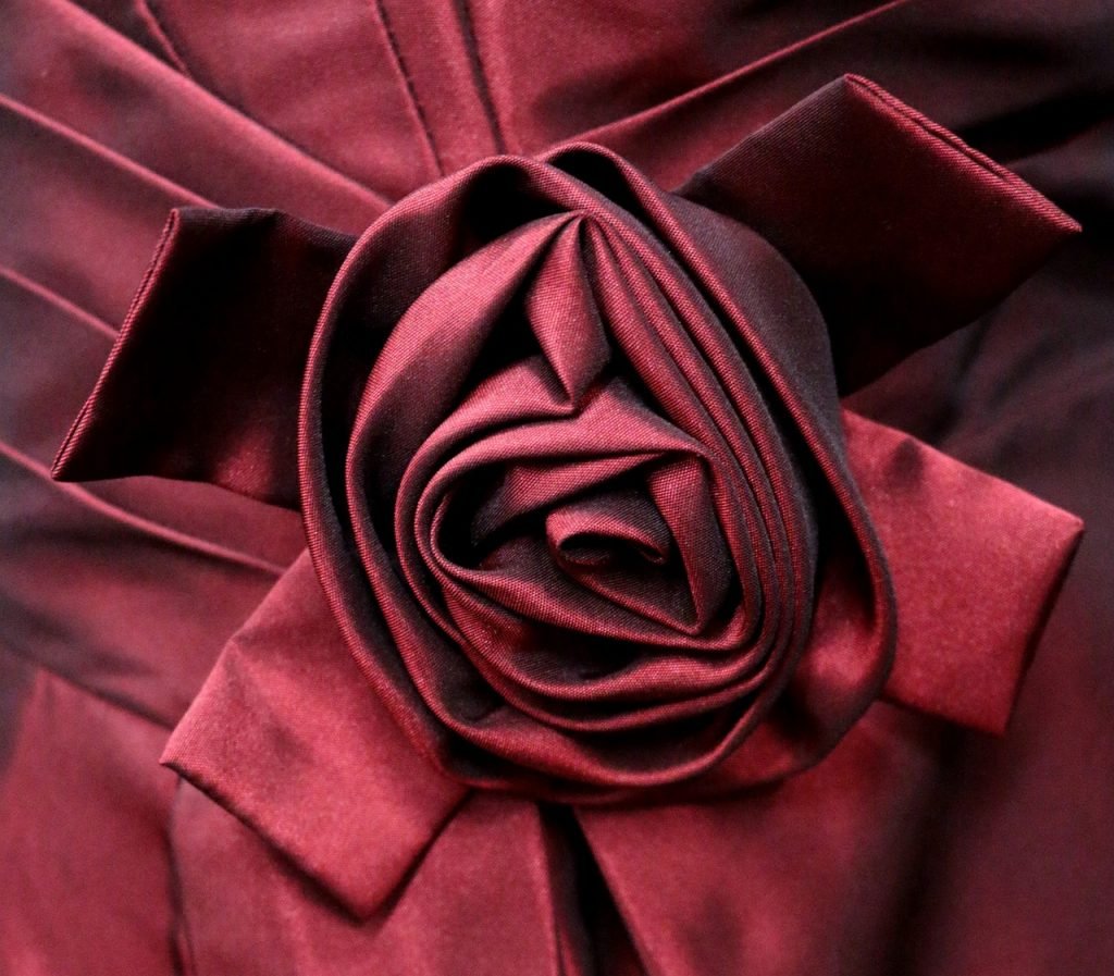 Satin fabric